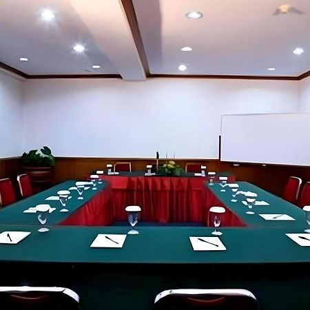Sahid Kawanua Hotel 美娜多 外观 照片
